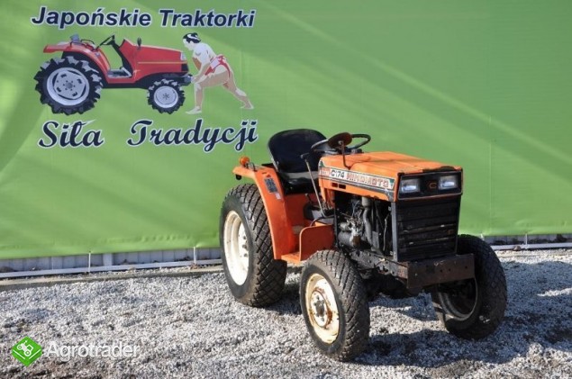Traktorek Hinomoto C174D 4x4 17KM