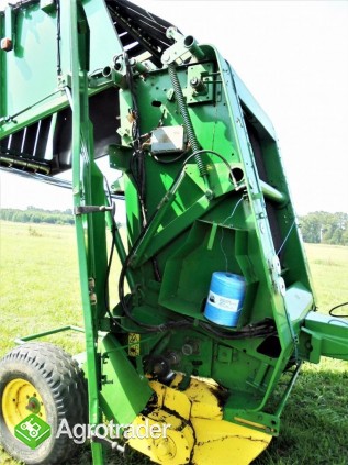 Sprzedam prasę John Deere 590 - zmniennokomorowa, garażowana - zdjęcie 1